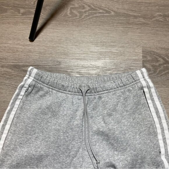 Adidas Sweatpants Gray White Stripes Women's Small Slim Fit - Picture 6 of 7